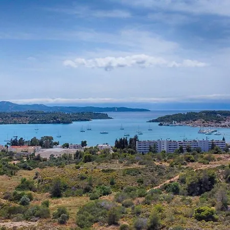 Jolie Proche Des Plages * Aghios Emilianos (Peloponnese)