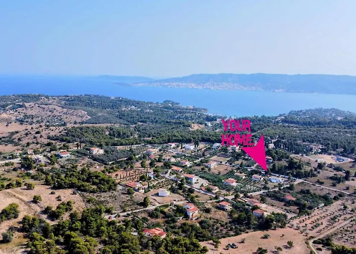 Jolie Proche Des Plages Aghios Emilianos (Peloponnese)